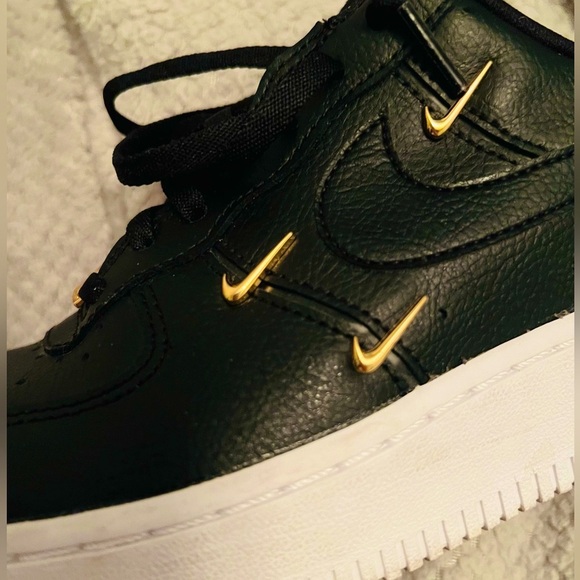 COPY - Nike Air Force 1 07 LX Sisterhood Black Metallic Gold  - Women’s 7 - CT1… - Picture 2 of 13